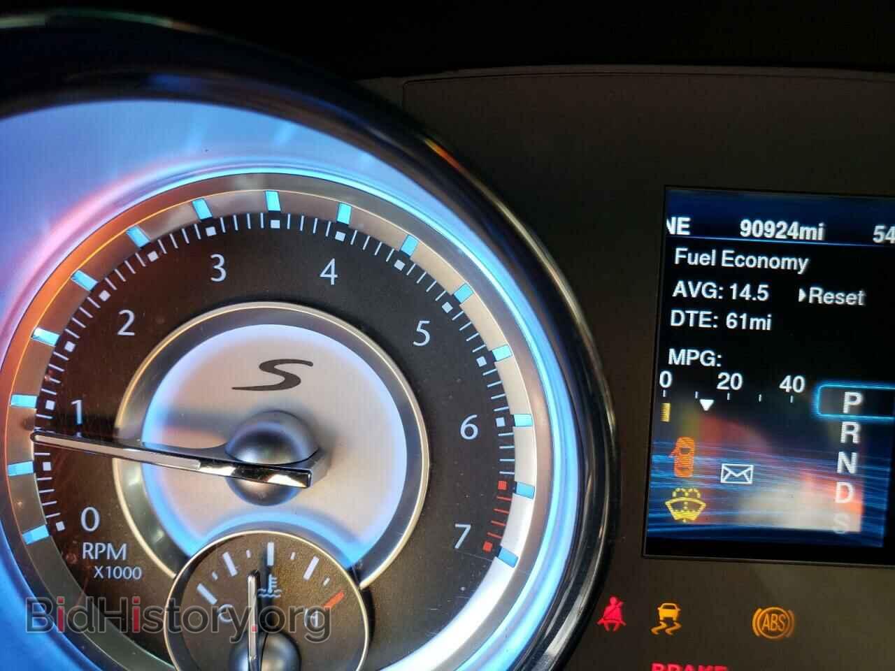 2014 CHRYSLER 300 - VIN: 2C3CCABG0EH382560 - Фото 8
