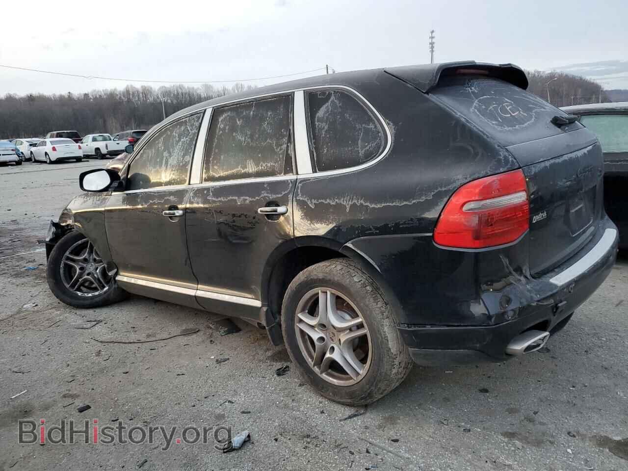 2010 PORSCHE CAYENNE - VIN: WP1AA2AP1ALA05845 - Photo 2