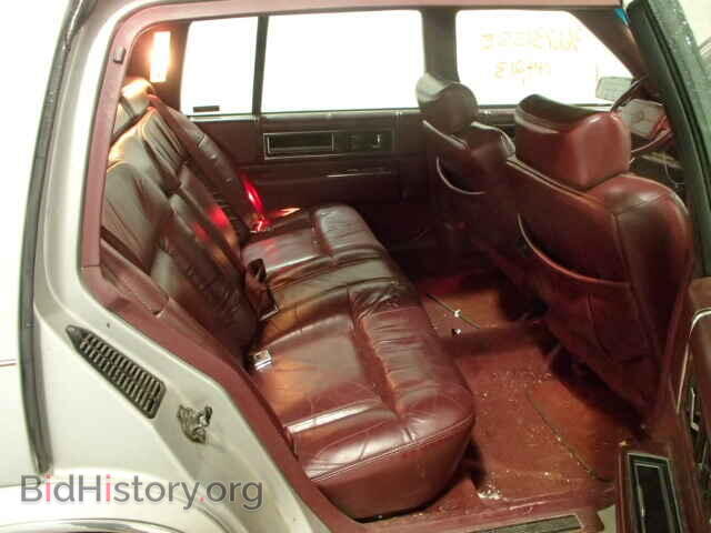 1993 CADILLAC DEVILLE - VIN: 1G6CD53B0P4328889 - Photo 6