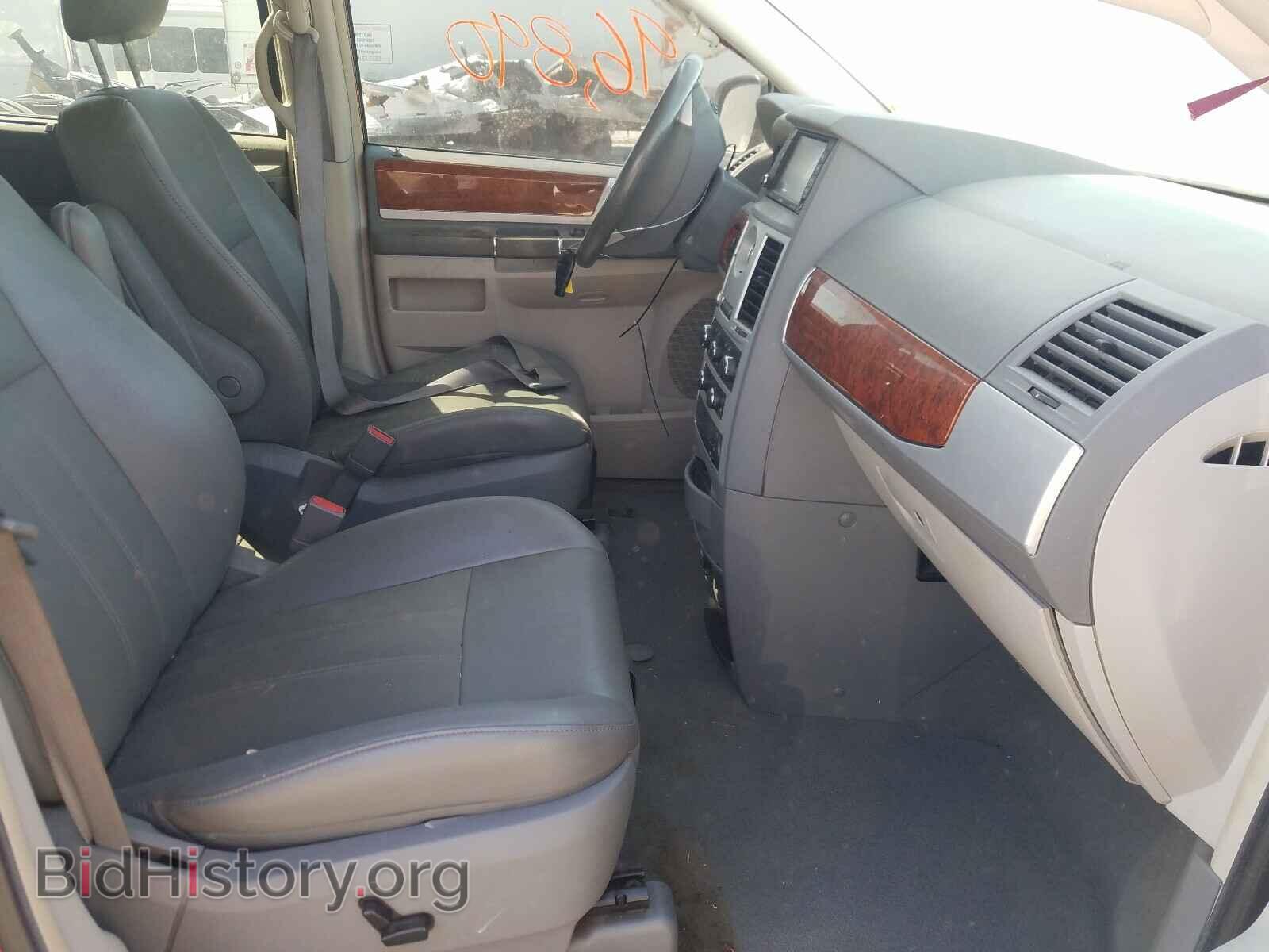 2009 CHRYSLER MINIVAN - VIN: 2A8HR54149R539953 - Фото 5