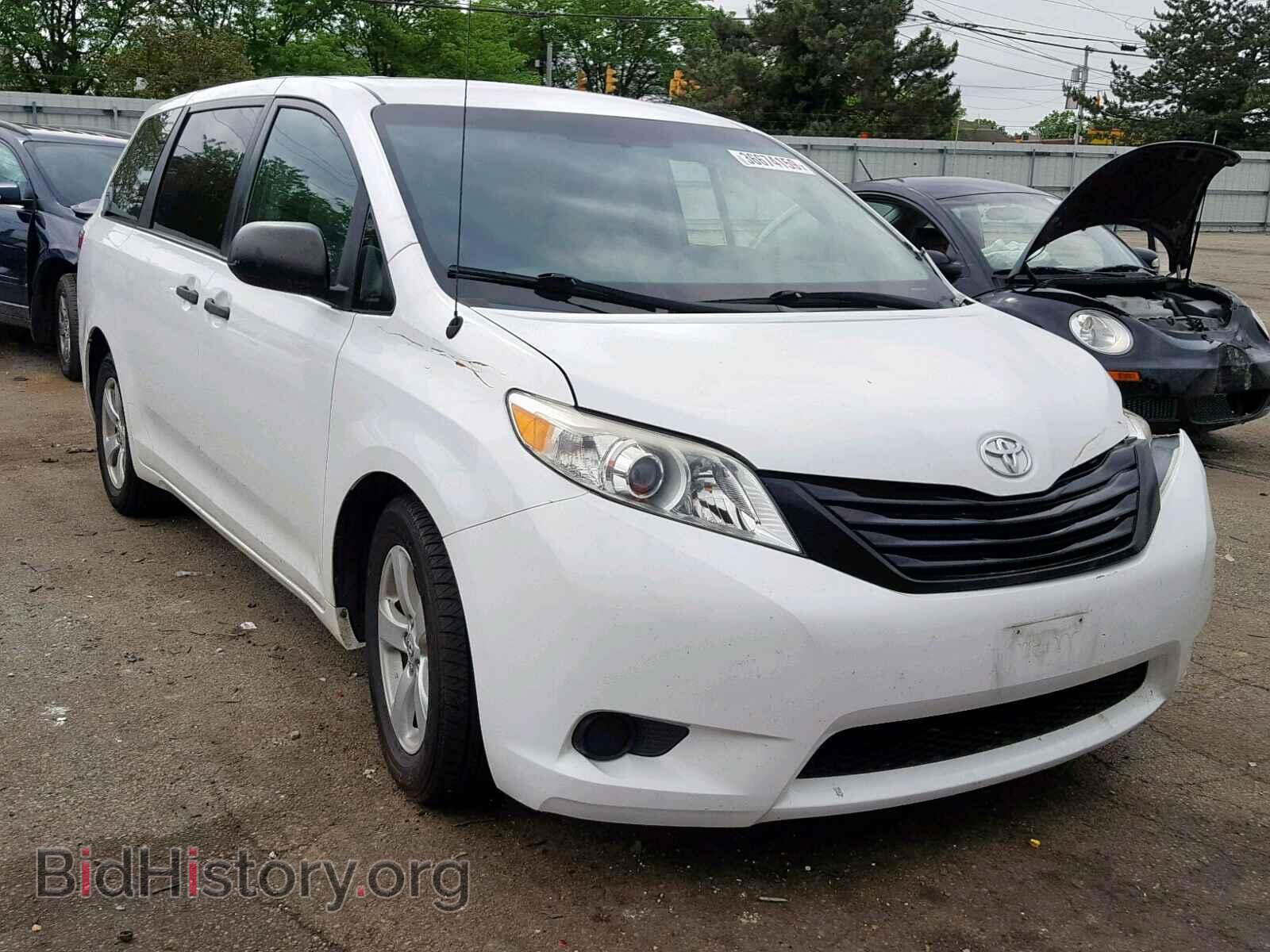 Photo 5TDZK3DC8CS278475 - TOYOTA SIENNA 2012