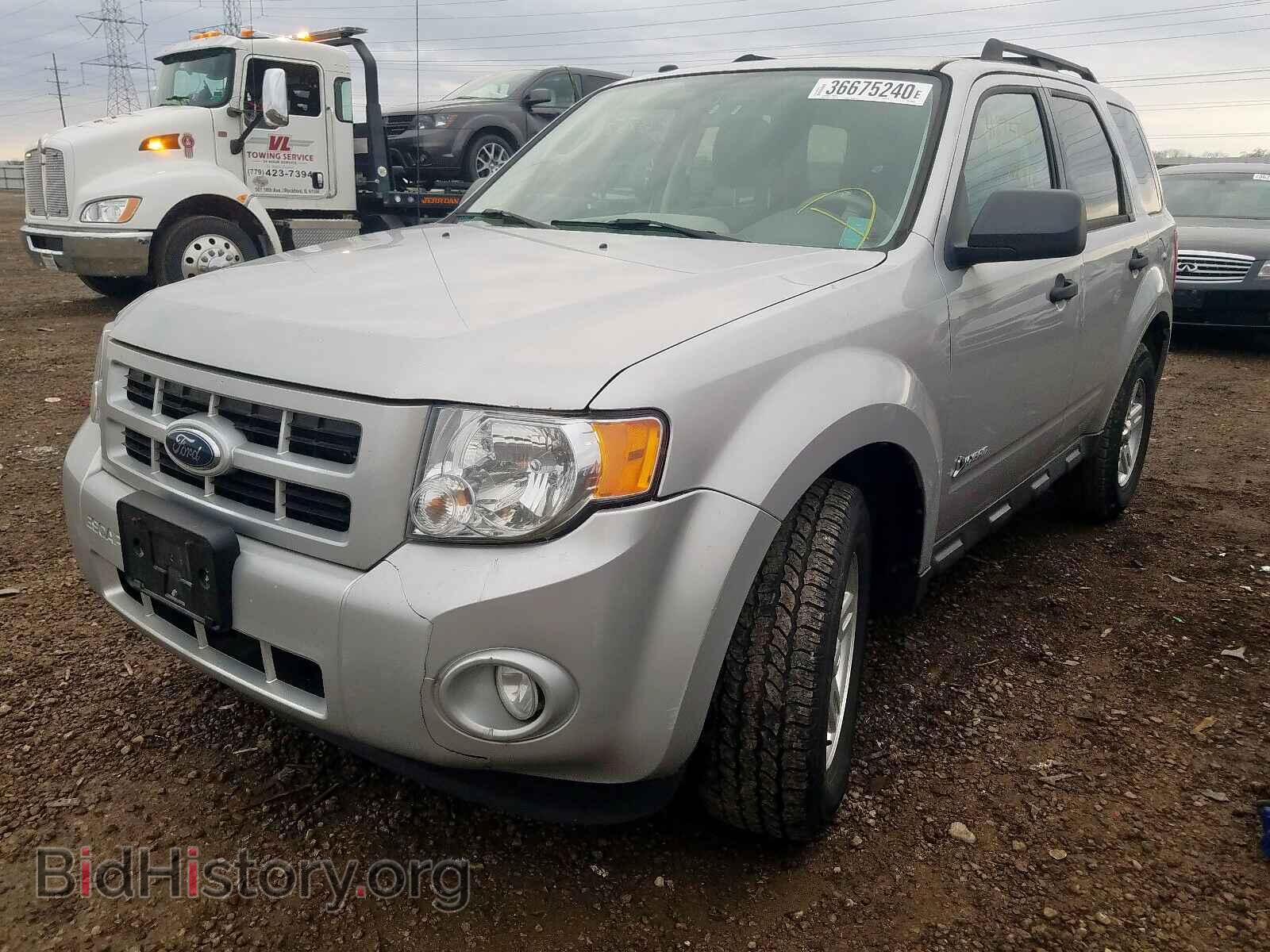 2009 FORD ESCAPE - VIN: 1FMCU49339KD04586 - Фото 2