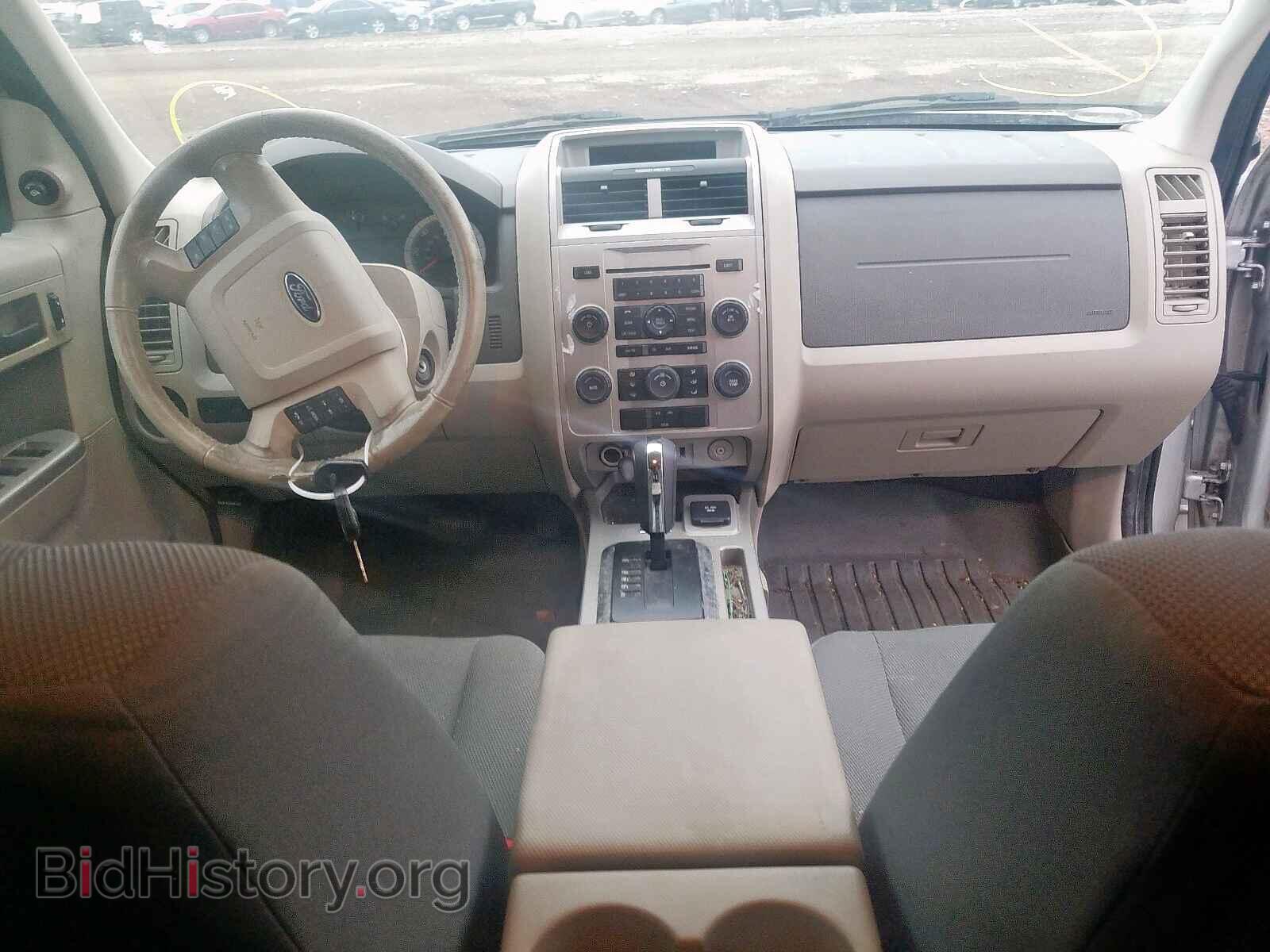 2009 FORD ESCAPE - VIN: 1FMCU49339KD04586 - Фото 9