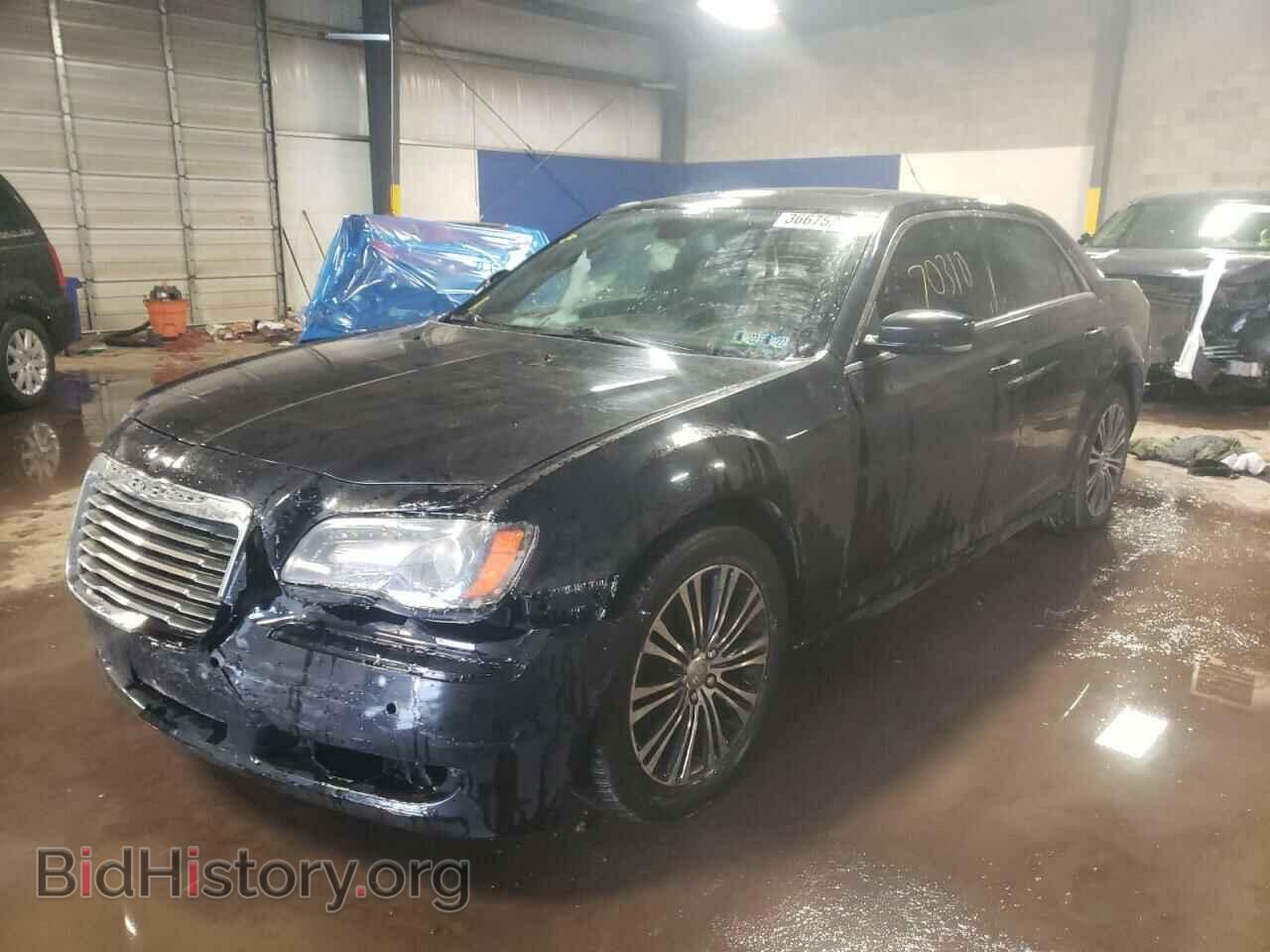 2013 CHRYSLER 300 - VIN: 2C3CCAGG4DH547484 - Фото 2