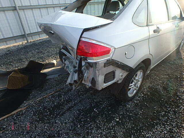 2008 FORD FOCUS - VIN: 1FAHP35N78W139092 - Фото 10