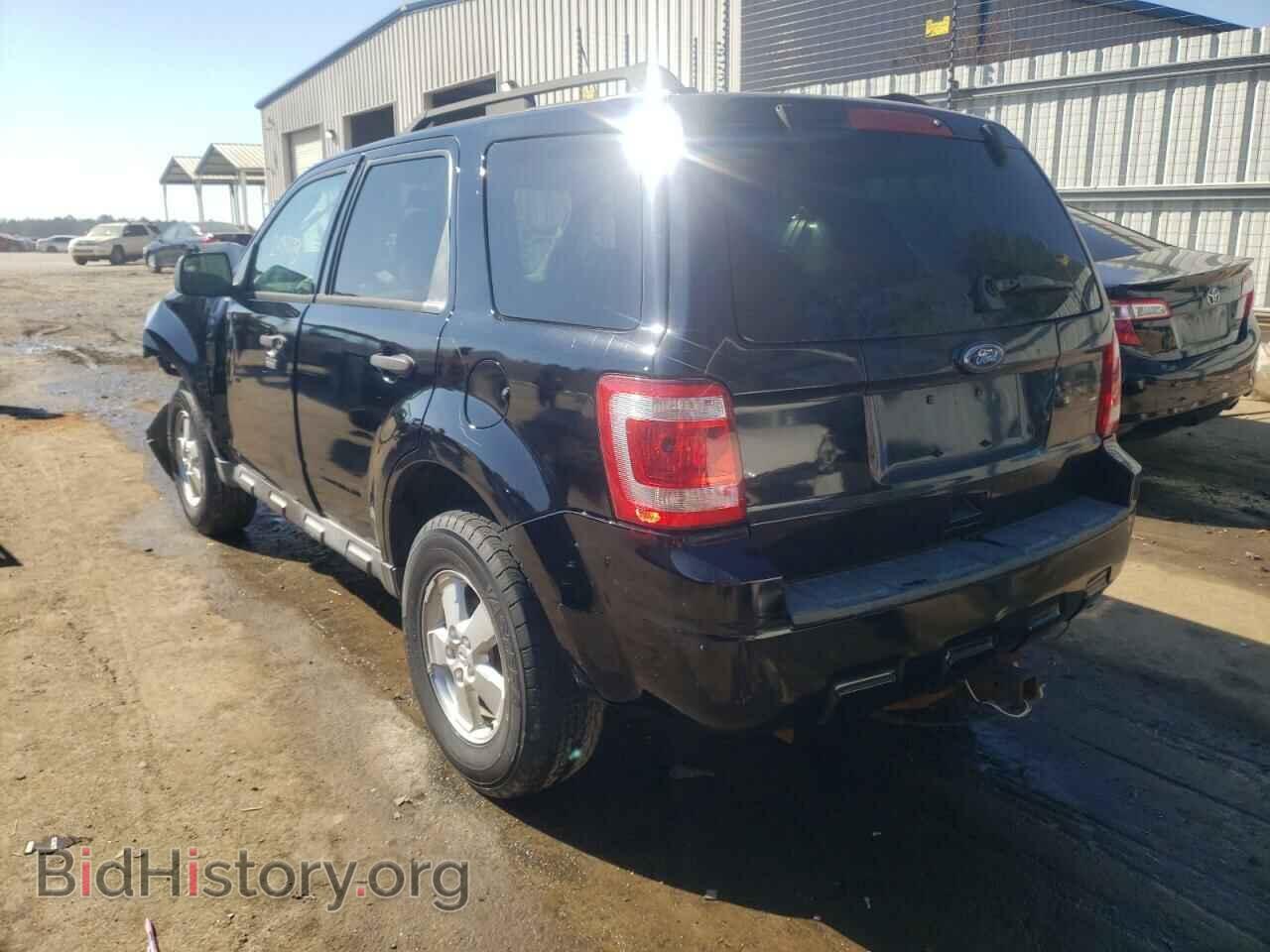 2010 FORD ESCAPE - VIN: 1FMCU0D7XAKD07900 - Фото 3
