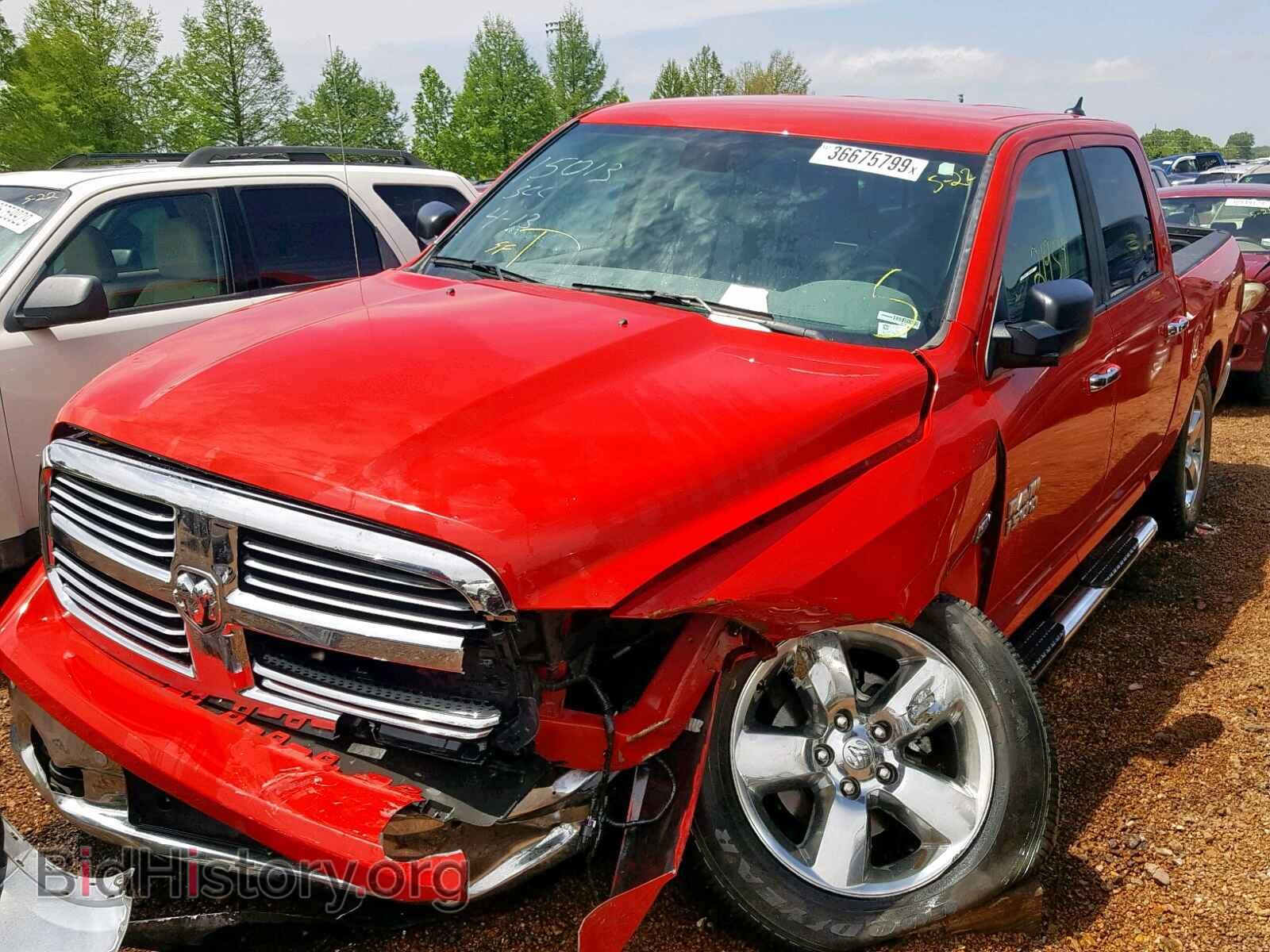 2016 RAM 1500 SLT - VIN: 1C6RR7LT9GS150853 - Фото 2