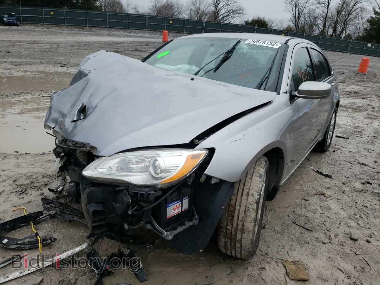 2014 CHRYSLER 200 - VIN: 1C3CCBBG8EN115356 - Фото 2