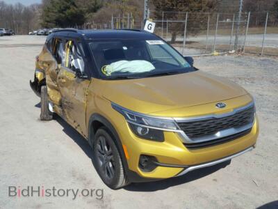 2021 Kia SELTOS Seltos S, yellow — VIN KNDEUCAA0M7160671, Copart