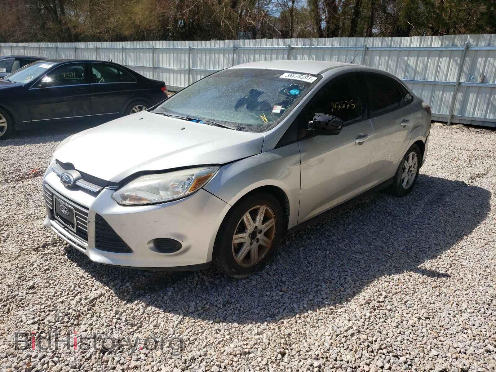 2014 FORD FOCUS - VIN: 1FADP3F24EL179811 - Фото 2