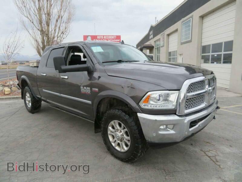 2016 RAM 2500 2500 Laram (VIN 3C6UR5NJ4GG134304) — photo 1 of 10, Copart, damage: all over