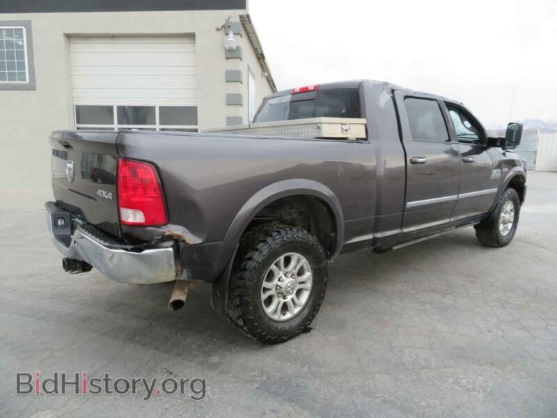 2016 RAM 2500 (VIN 3C6UR5NJ4GG134304) — photo 4 of 10