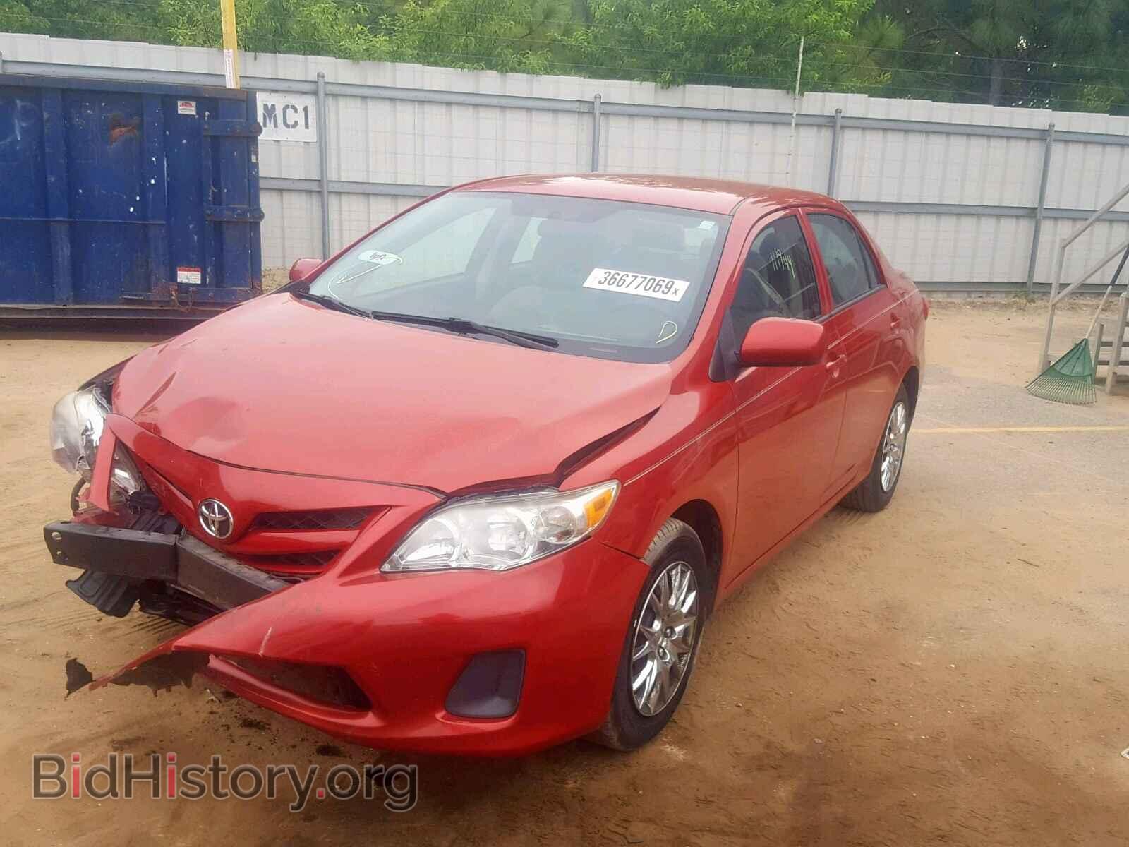 2013 TOYOTA COROLLA BA - VIN: 2T1BU4EE4DC017940 - Фото 2