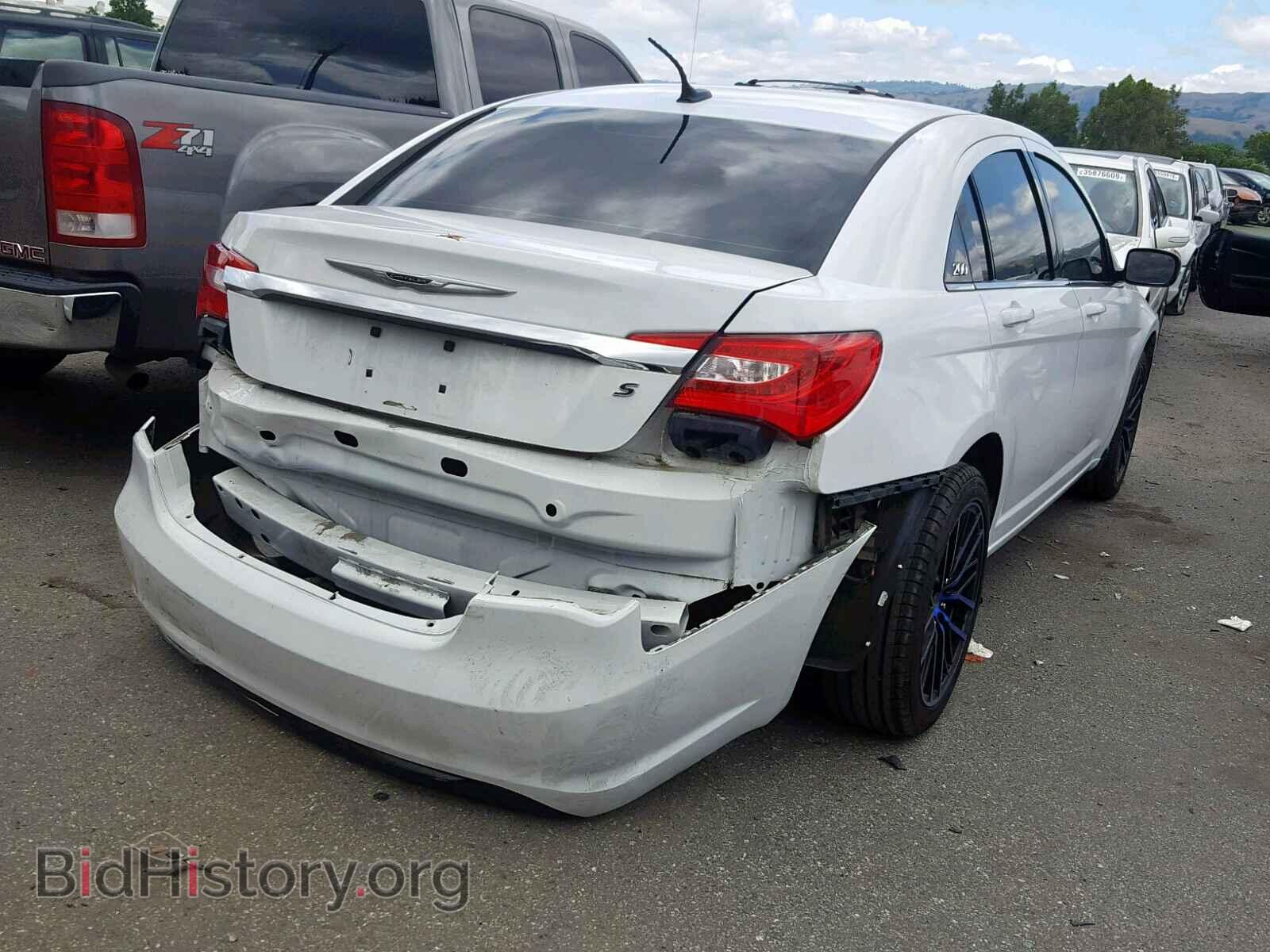 2012 CHRYSLER 200 - VIN: 1C3CCBHG0CN307987 - Фото 4