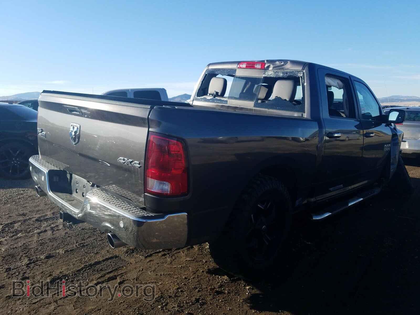 2017 RAM 1500 - VIN: 3C6RR7LT6HG506667 - Photo 4