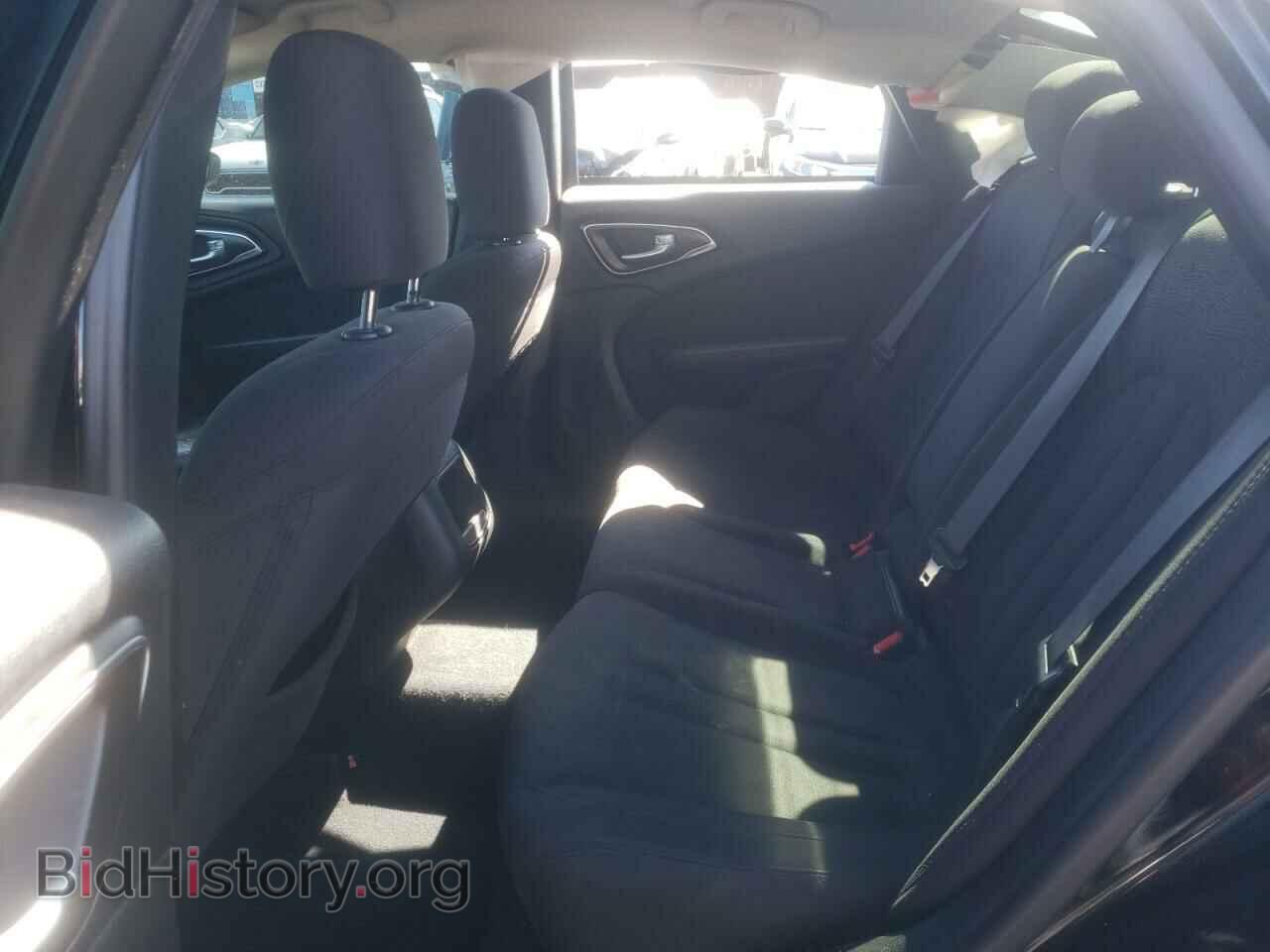 2015 CHRYSLER 200 - VIN: 1C3CCCAB1FN734393 - Фото 6