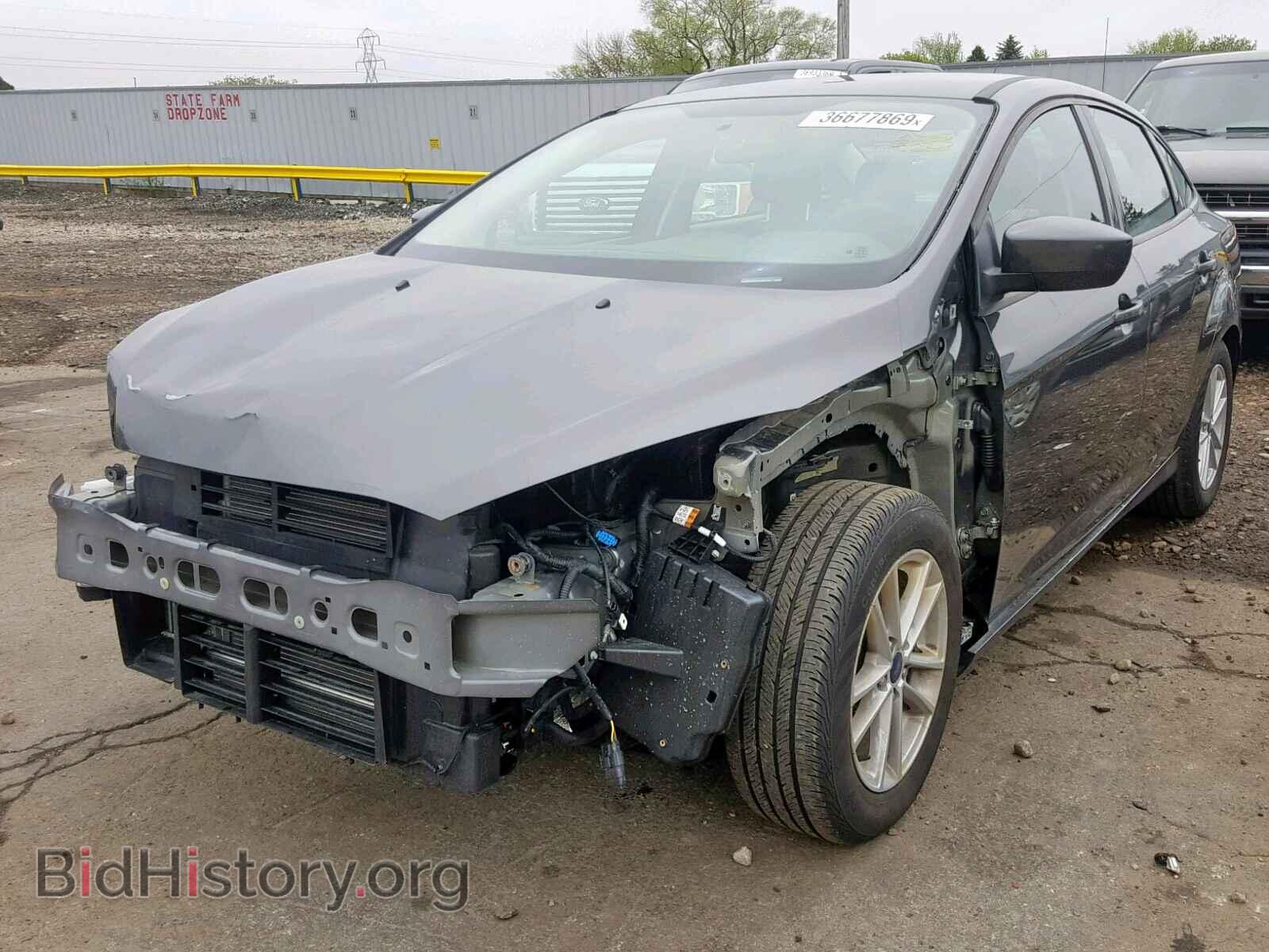 2018 FORD FOCUS SE - VIN: 1FADP3FE6JL257140 - Фото 2