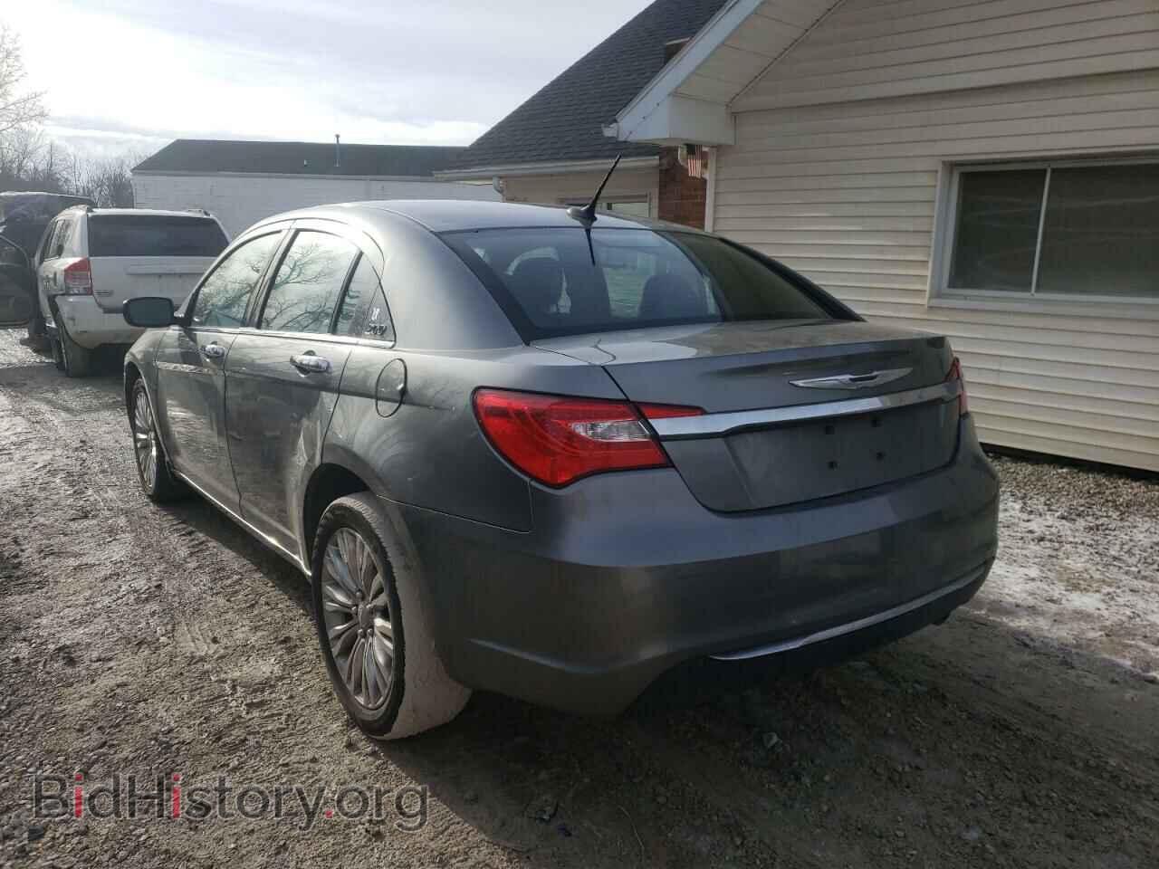 2012 CHRYSLER 200 - VIN: 1C3CCBCB3CN302701 - Photo 3
