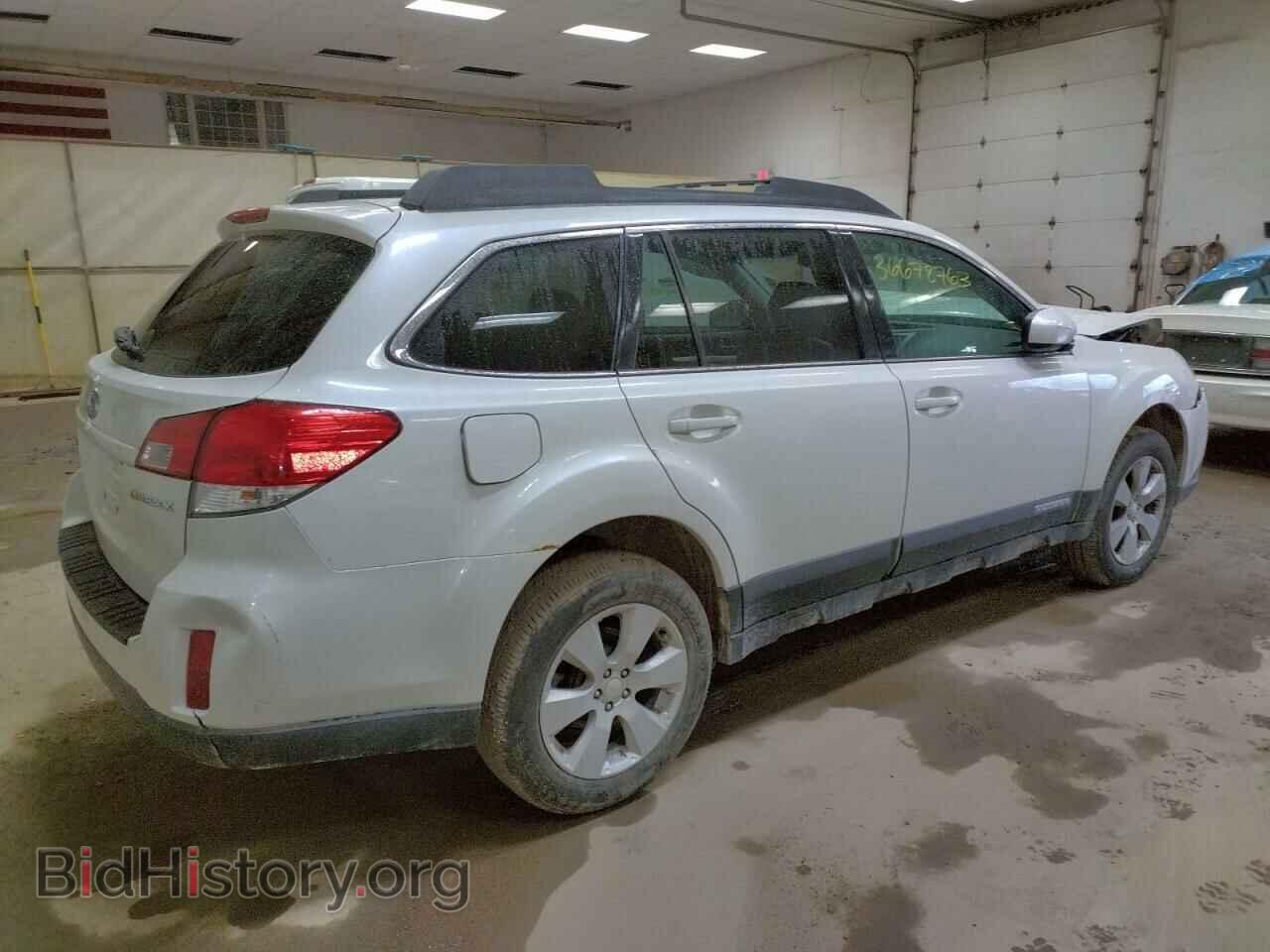 2011 SUBARU OUTBACK - VIN: 4S4BRCCC1B3335853 - Фото 3