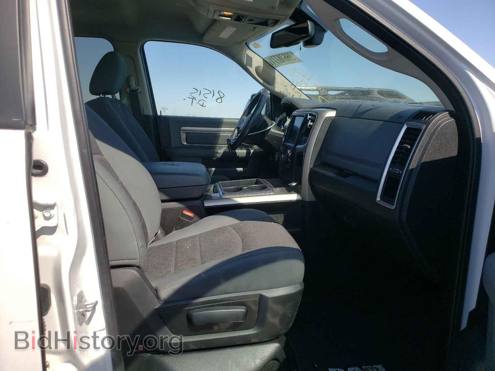 2015 RAM 1500 - VIN: 3C6RR7LT8FG647608 - Фото 5