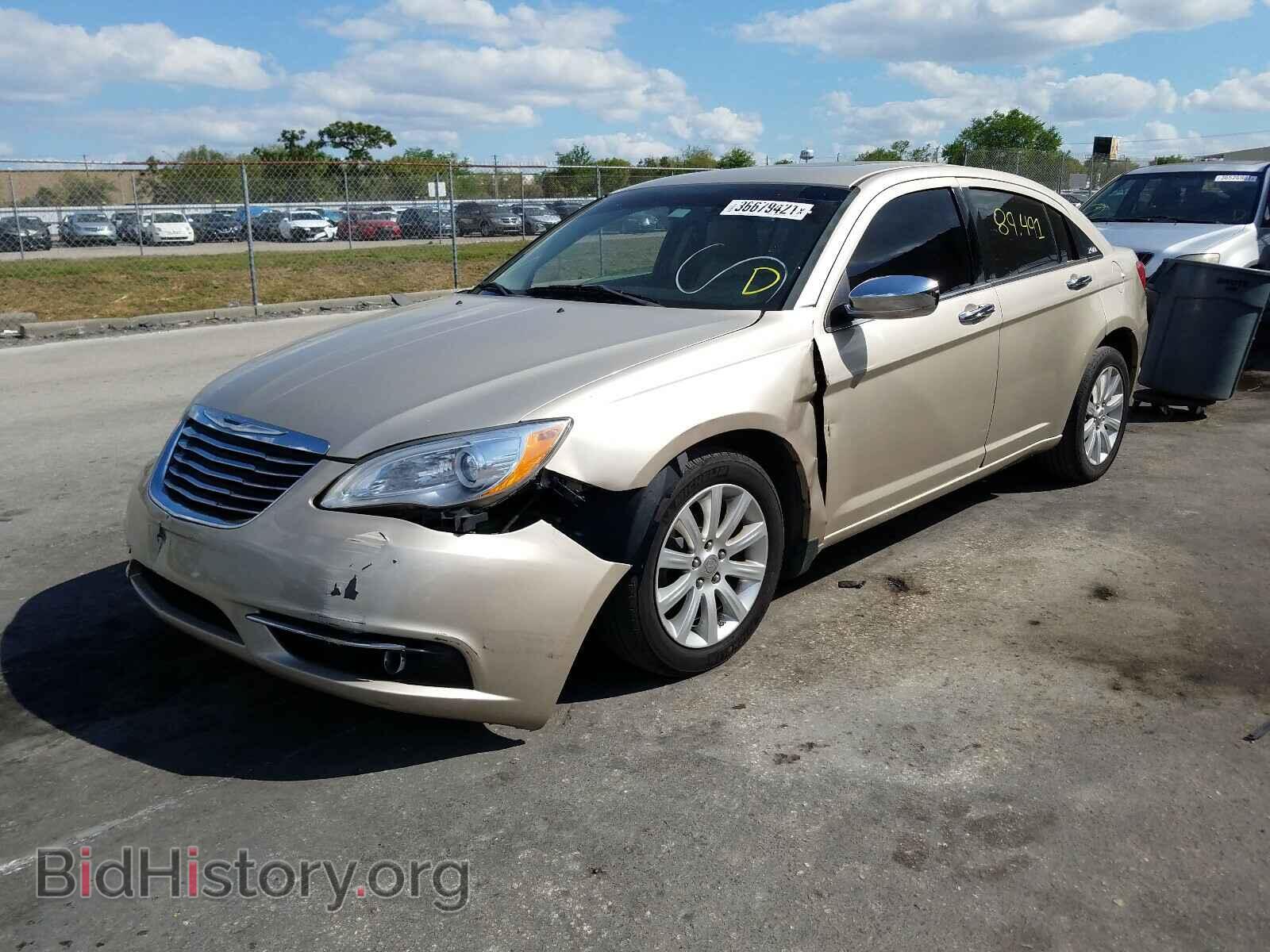 2014 CHRYSLER 200 - VIN: 1C3CCBCG2EN192383 - Фото 2
