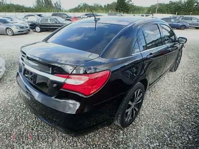 2013 CHRYSLER 200 - VIN: 1C3CCBBG8DN717799 - Фото 4