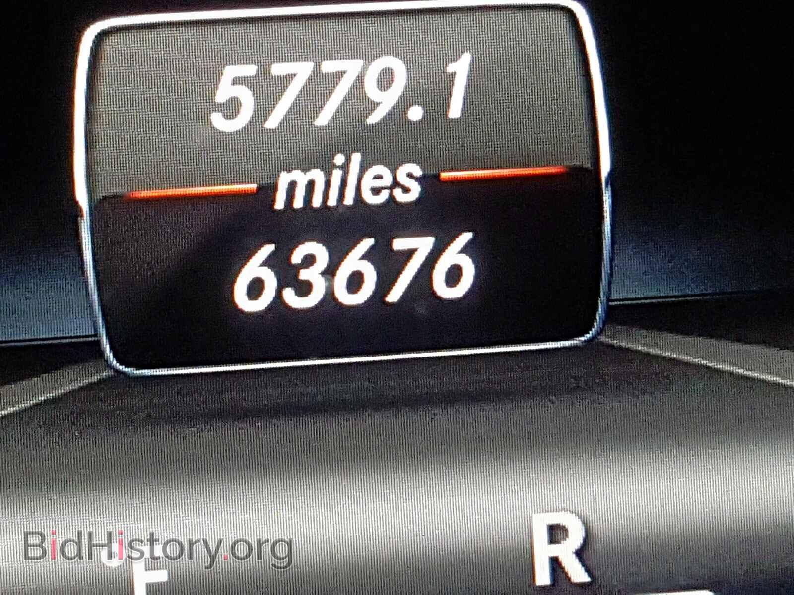 2013 MERCEDES-BENZ E CLASS - VIN: WDDHF8JB8DA714237 - Фото 8