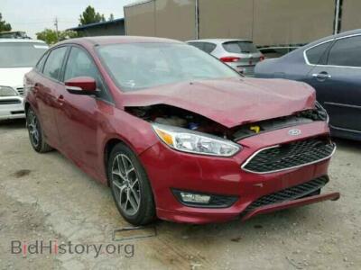 2015 Ford FOCUS Focus SE, red — VIN 1FADP3F25FL275576, Copart