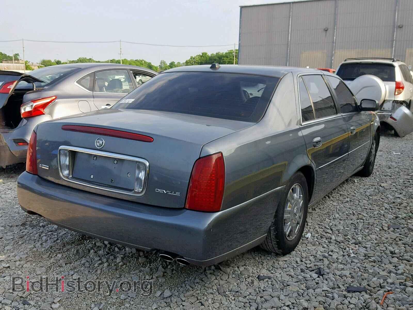2004 CADILLAC DEVILLE - VIN: 1G6KD54Y04U225983 - Photo 4