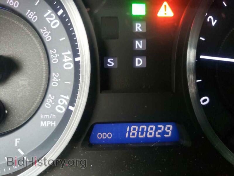 2011 Lexus IS (VIN JTHBF5C28B5146636) — фото 8 из 10