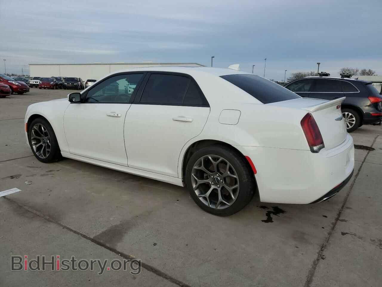 2017 CHRYSLER 300 - VIN: 2C3CCABT7HH548400 - Фото 2