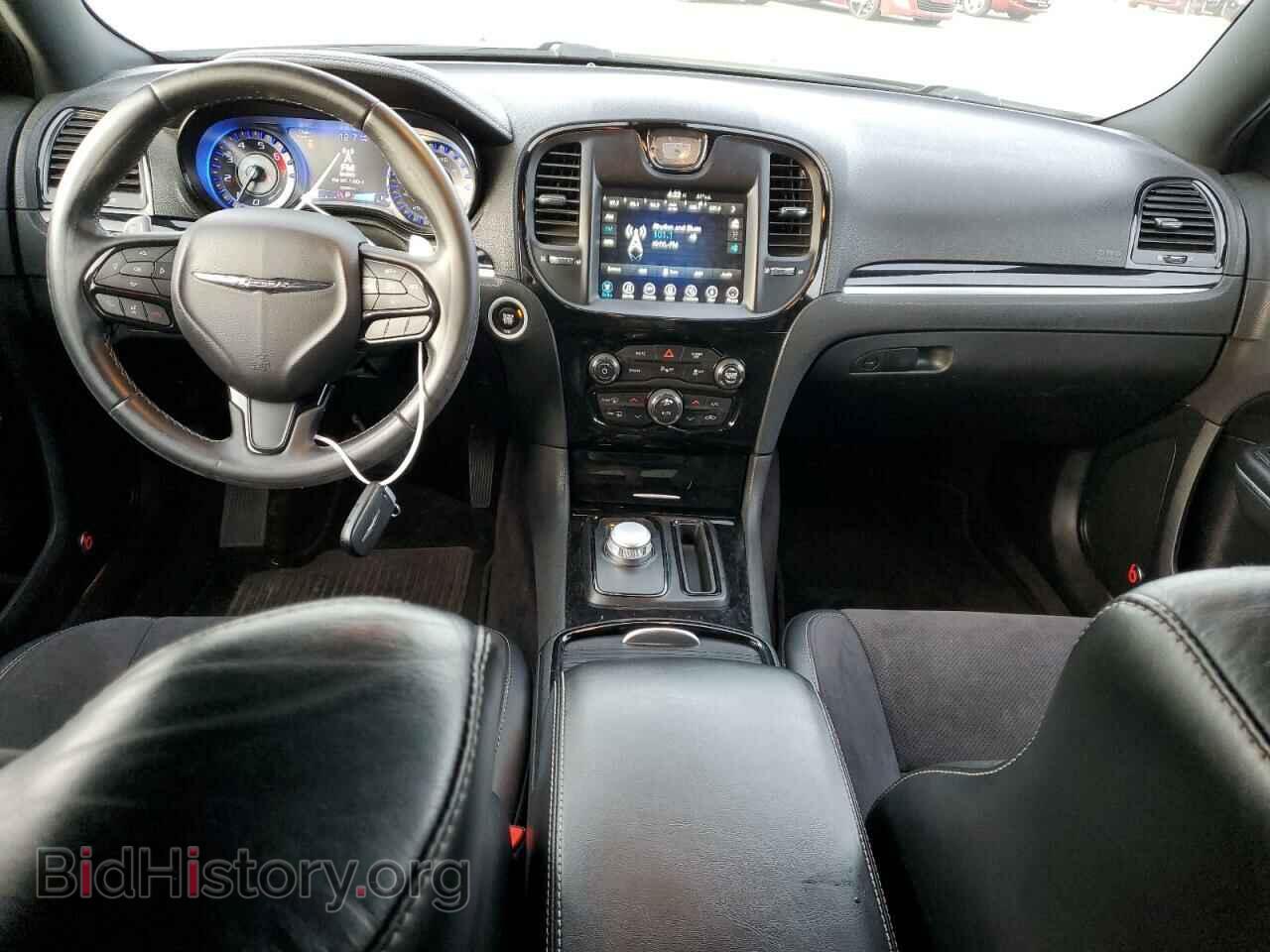 2017 CHRYSLER 300 - VIN: 2C3CCABT7HH548400 - Фото 8