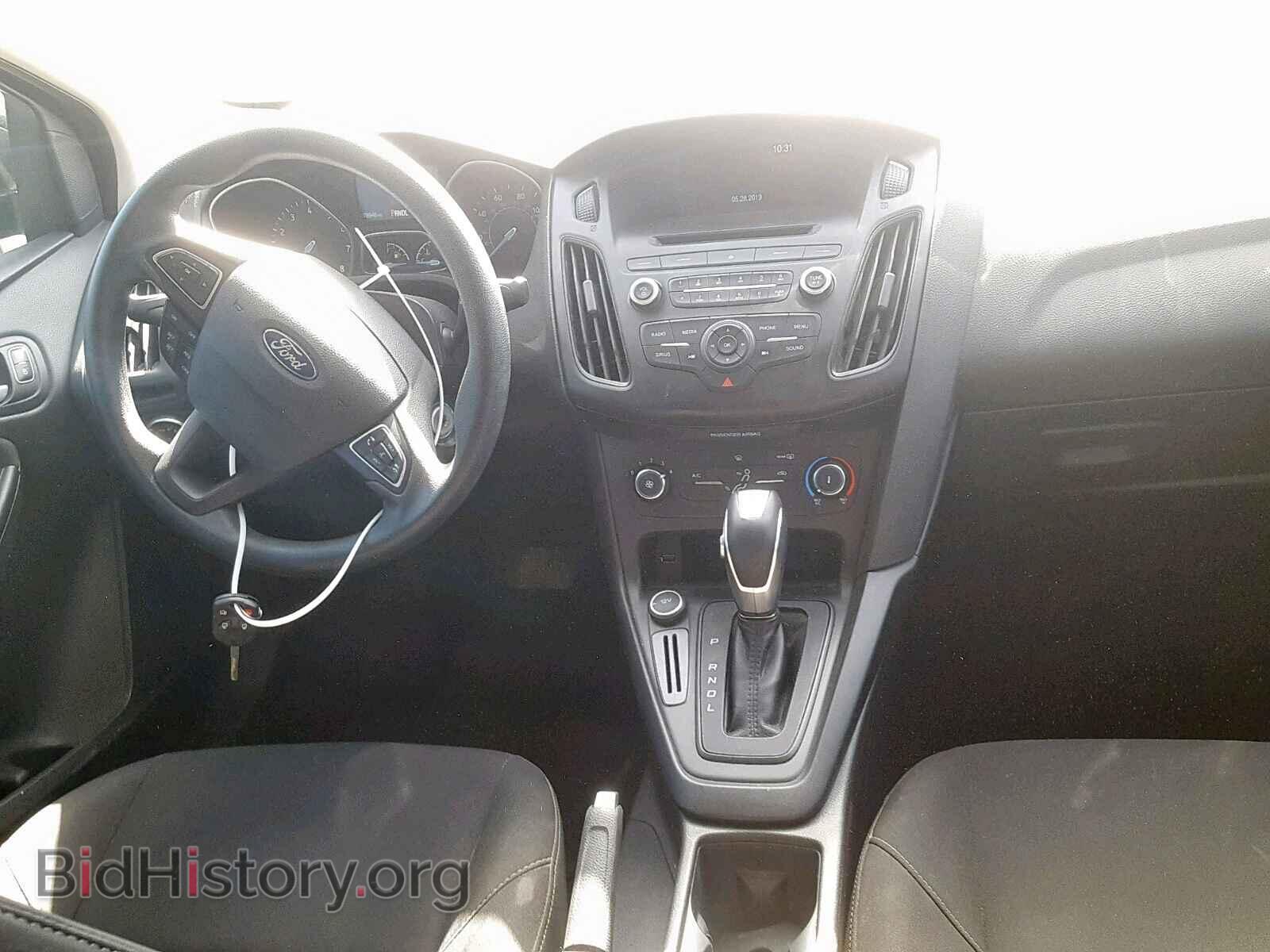 2016 FORD FOCUS SE - VIN: 1FADP3F22GL379329 - Фото 9
