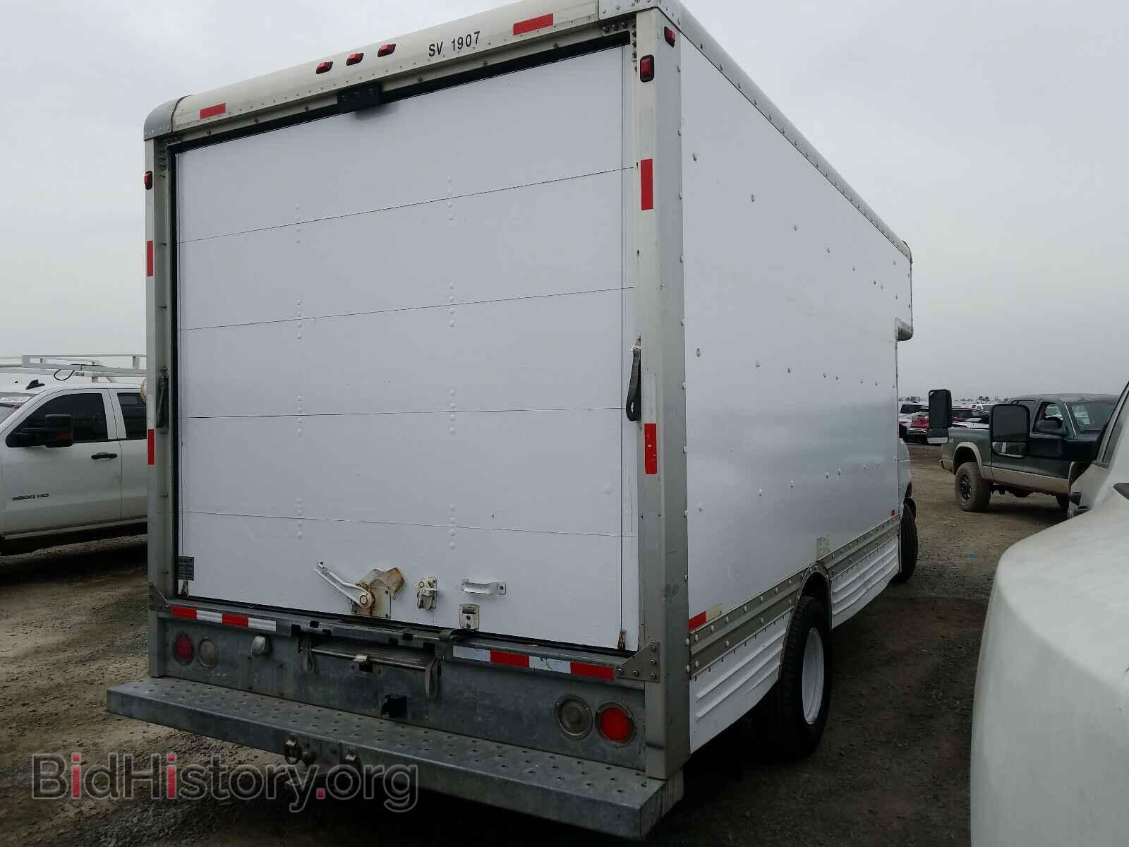 2007 FORD ECONOLINE - VIN: 1FDXE45S27DA23814 - Фото 4