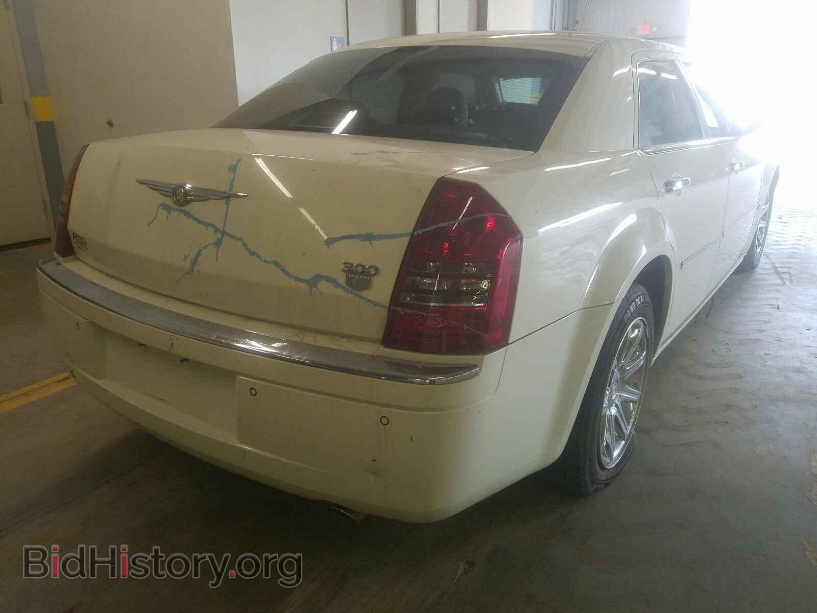 2006 CHRYSLER 300 - VIN: 2C3LA63H86H100371 - Фото 4
