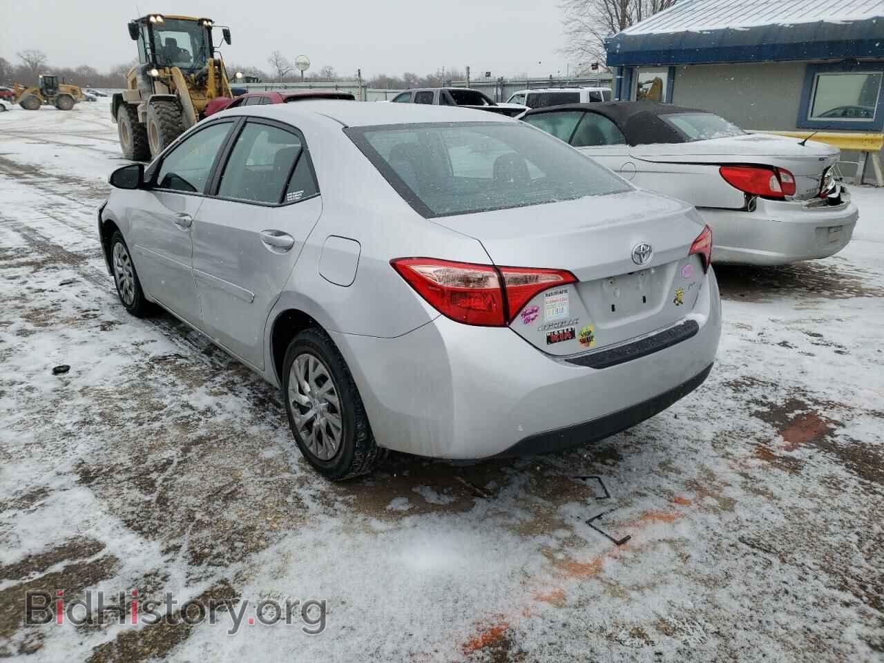 2017 TOYOTA COROLLA - VIN: 5YFBURHE4HP736992 - Фото 3