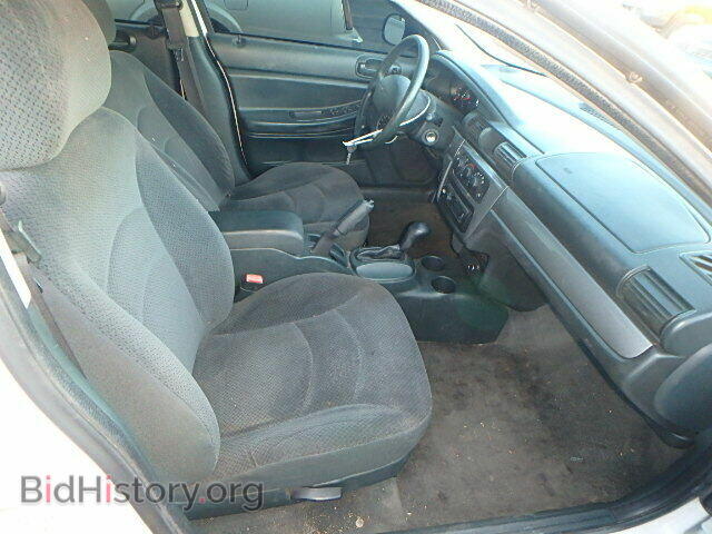 2004 CHRYSLER SEBRING - VIN: 1C3EL56R94N304196 - Фото 5
