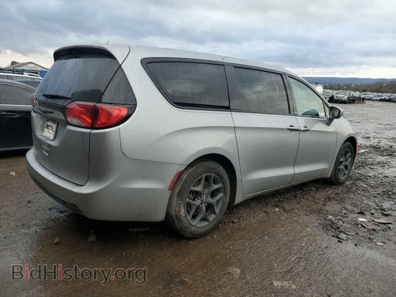 2019 CHRYSLER PACIFICA - VIN: 2C4RC1FG3KR574528 - Photo 3