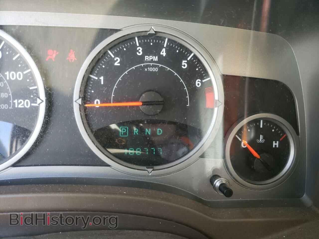 2007 JEEP COMPASS - VIN: 1J8FF57WX7D278559 - Фото 8