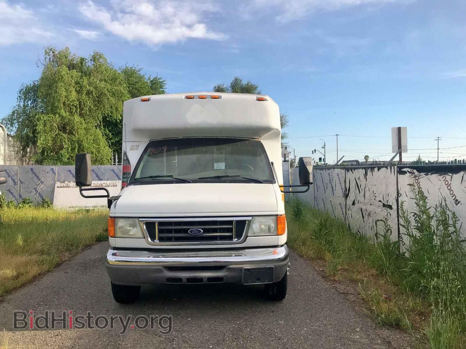 2007 FORD ECONOLINE - VIN: 1FDXE45S66DB10176 - Фото 7
