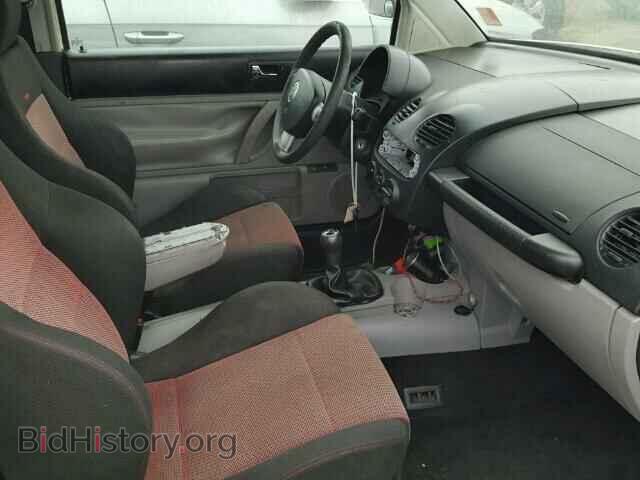 2000 VOLKSWAGEN BEETLE - VIN: 3VWCD21C8YM454721 - Фото 5