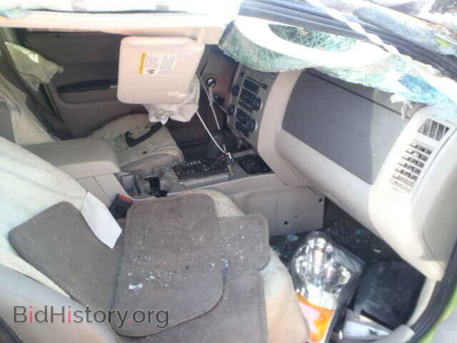 2011 FORD ESCAPE - VIN: 1FMCU0D72BKC60234 - Фото 5