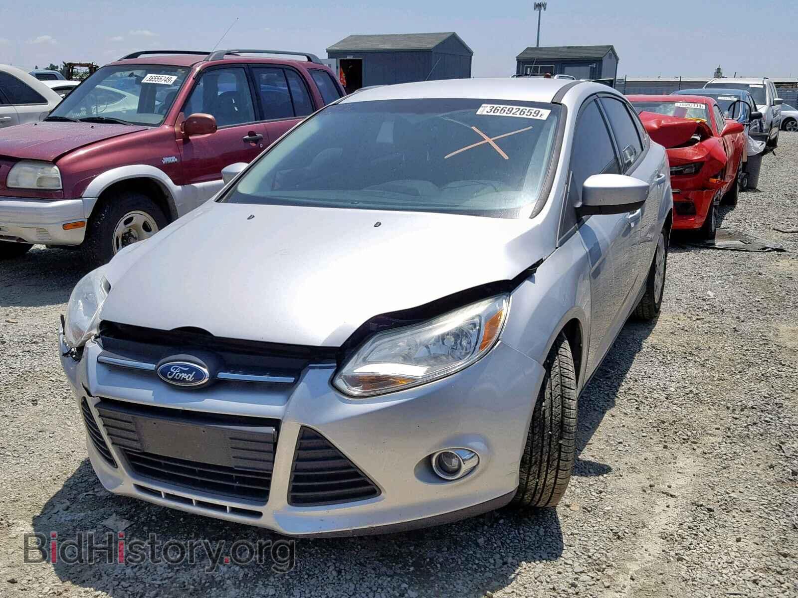 2012 FORD FOCUS SE - VIN: 1FAHP3F22CL106483 - Фото 2