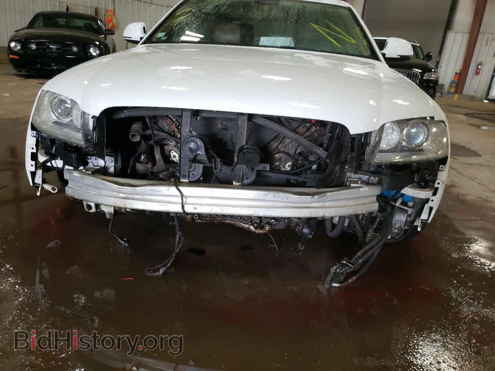 2010 AUDI A8 - VIN: WAURVAFA6AN009673 - Фото 9