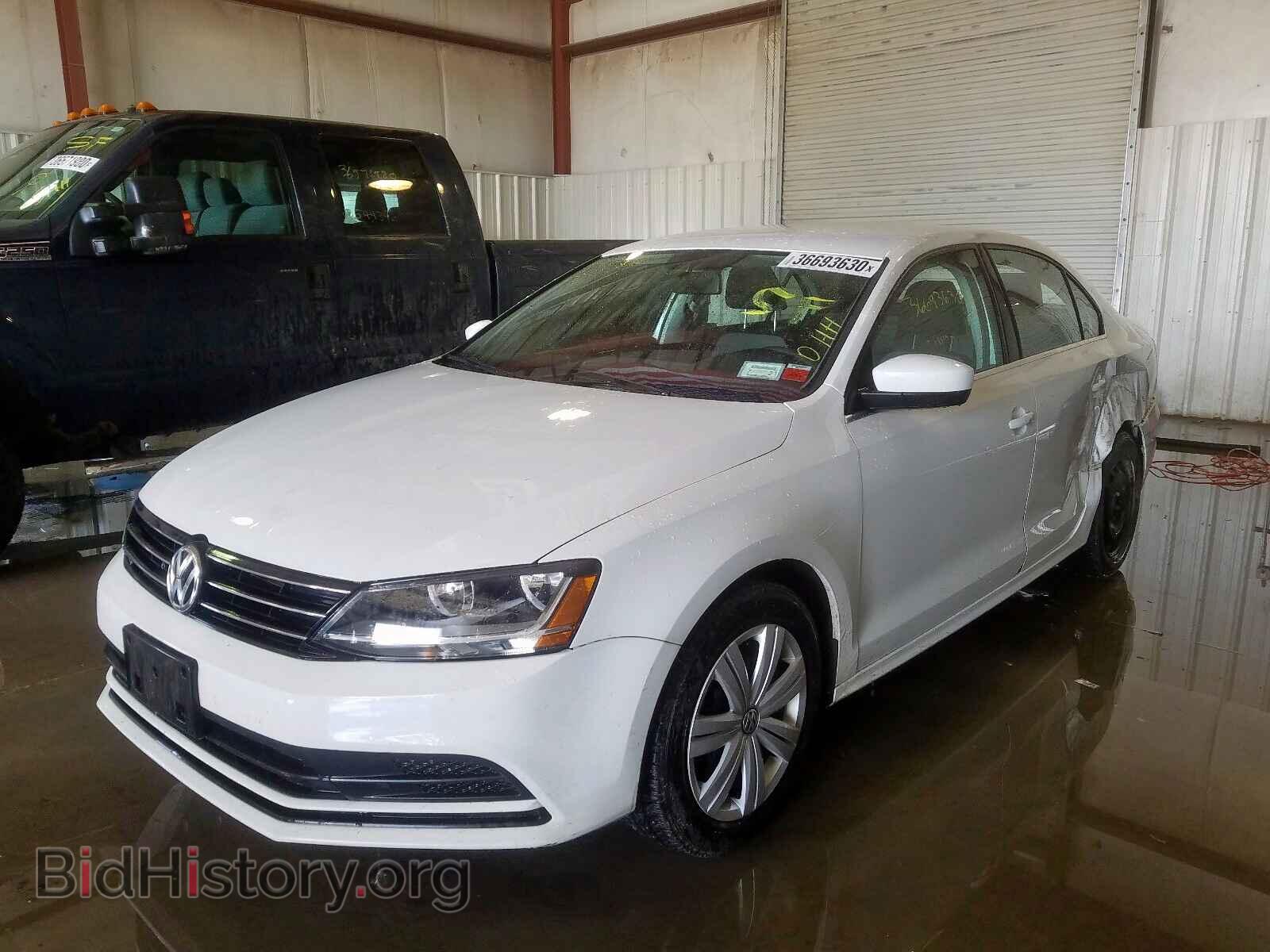 2017 VOLKSWAGEN JETTA - VIN: 3VW167AJ4HM324772 - Фото 2