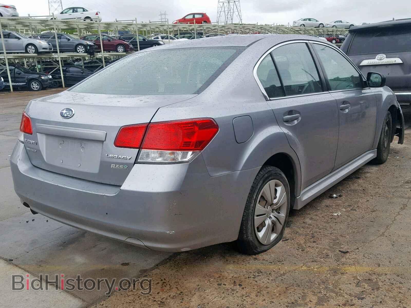 2011 SUBARU LEGACY - VIN: 4S3BMBA64B3247258 - Фото 4