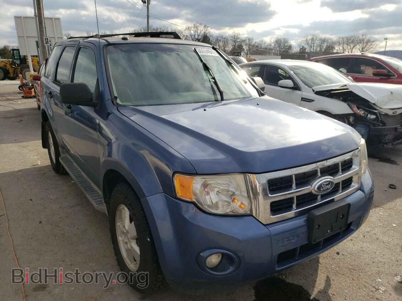 Photo 1FMCU0D76AKC61384 - FORD ESCAPE 2010