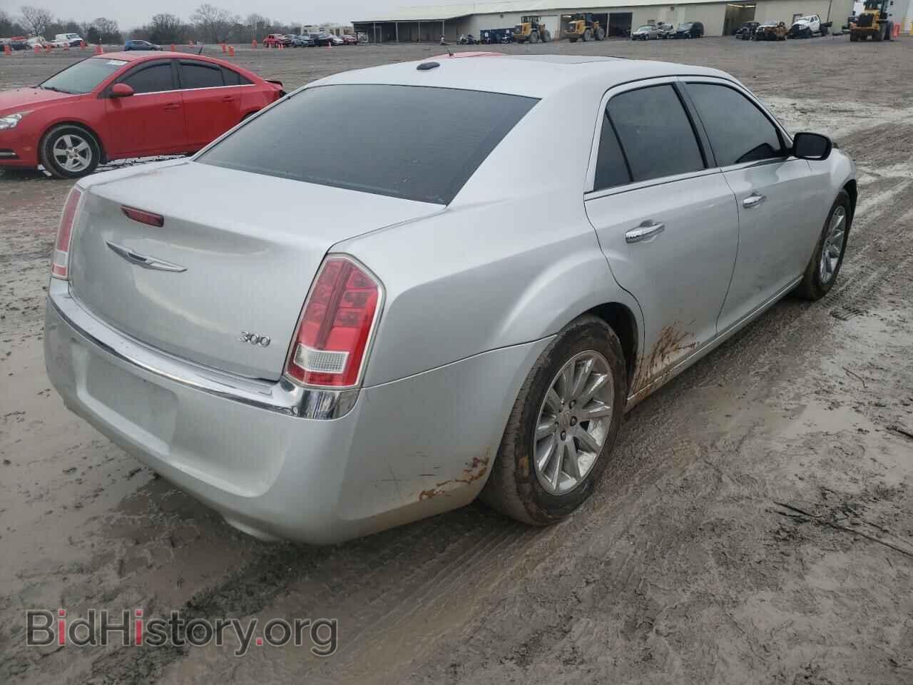 2012 CHRYSLER 300 - VIN: 2C3CCACGXCH285538 - Фото 4