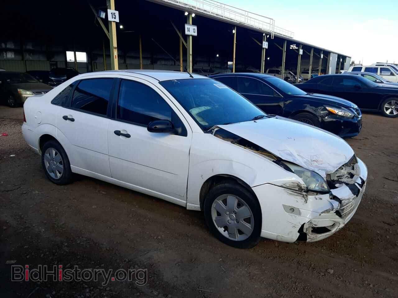 2007 FORD FOCUS - VIN: 1FAHP34N77W153767 - Фото 4