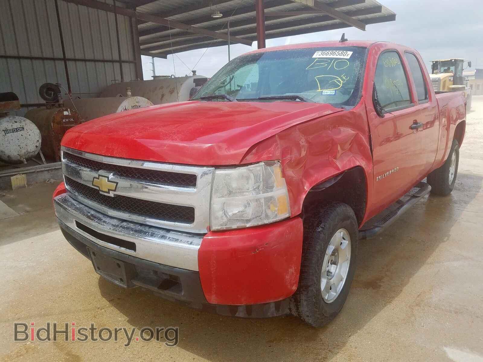 2011 CHEVROLET SILVERADO - VIN: 1GCRCPEX2BZ403280 - Фото 2